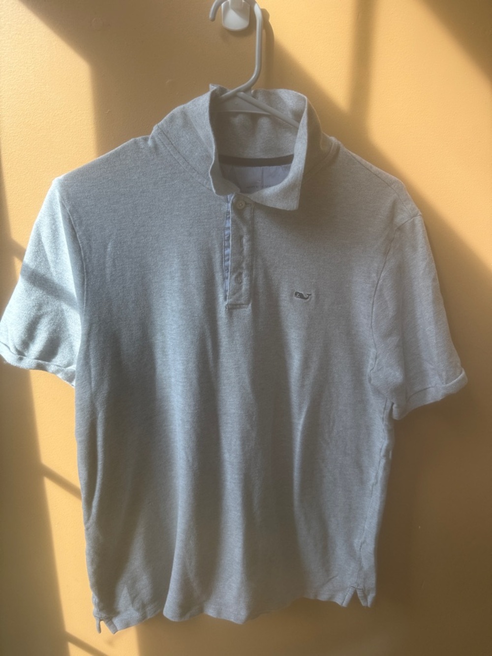 Men's Size M Vineyard Vines Gray Short-Sleeve Polo Shirt